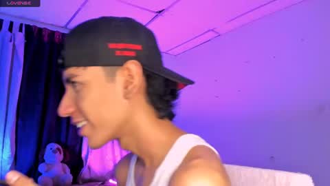 Snapshot of damien_howard chatting on 07-18-26, 04:22 Levin online show from 07-18-26, 04:22