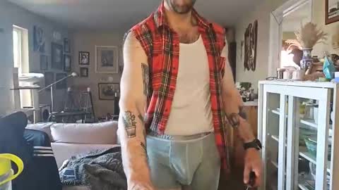 Snapshot of damien_mace chatting on 05-02-26, 01:05 damien_mace online show from 05-02-26, 01:05