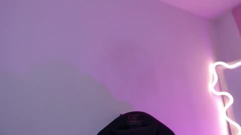 Damii online show from 12-19-25, 07:48