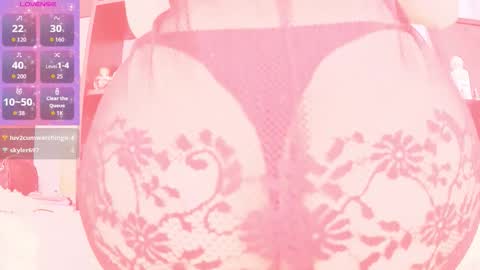 Snapshot of dammmtry chatting on 02-05-26, 12:21 Sophie online show from 02-05-26, 12:21