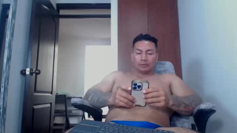 Snapshot of dammuscle chatting on 11-01-25, 07:49 dammuscle online show from 11-01-25, 07:49