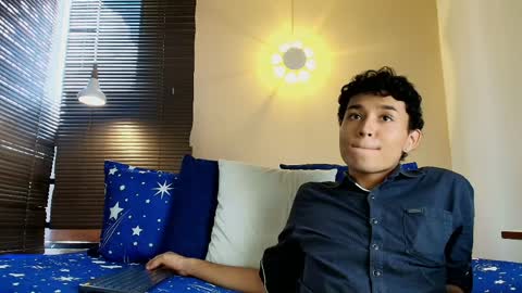 Damon  Salvatore online show from 04-01-26, 07:33