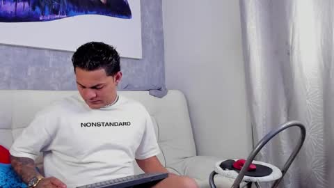 Snapshot of damon_storm chatting on 03-20-26, 03:11 DAMON online show from 03-20-26, 03:11