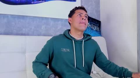 Snapshot of damon_storm chatting on 03-28-26, 09:42 DAMON online show from 03-28-26, 09:42