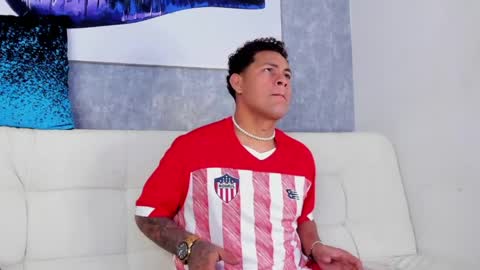 Snapshot of damon_storm chatting on 04-02-26, 02:53 DAMON online show from 04-02-26, 02:53