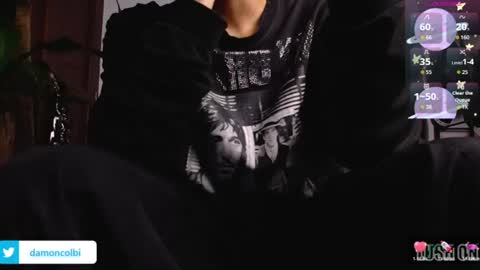 Snapshot of damoncolbi chatting on 06-17-26, 01:08 damoncolbi online show from 06-17-26, 01:08