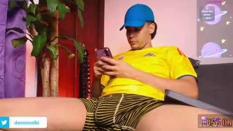 Snapshot of damoncolbi chatting on 07-08-26, 03:11 damoncolbi online show from 07-08-26, 03:11