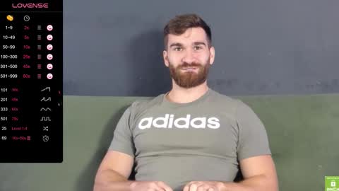 Snapshot of damonking01 chatting on 10-17-25, 08:06 Discount ONLYFANS - online show from 10-17-25, 08:06