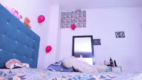 Snapshot of damonxxx1 chatting on 03-02-25, 04:28 Damon online show from 03-02-25, 04:28