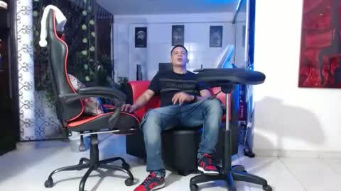 damyan_2003 online show from 12-14-24, 12:55