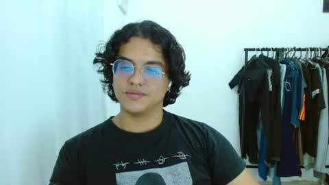 Snapshot of dan_blous chatting on 06-20-26, 11:51 Diane Blosson online show from 06-20-26, 11:51
