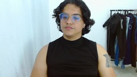 Snapshot of dan_blous chatting on 06-22-26, 12:45 Diane Blosson online show from 06-22-26, 12:45