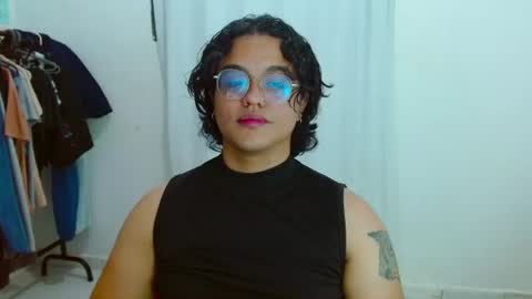 Snapshot of dan_blous chatting on 07-31-26, 11:59 Diane Blosson online show from 07-31-26, 11:59