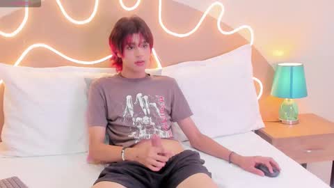 D A N online show from 09-21-25, 01:13