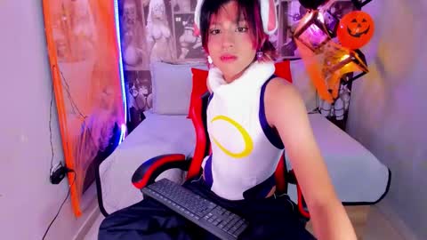 D A N online show from 10-31-25, 02:18