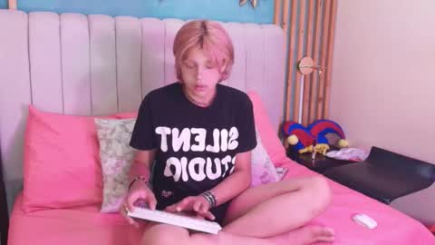 D A N online show from 03-15-26, 02:01