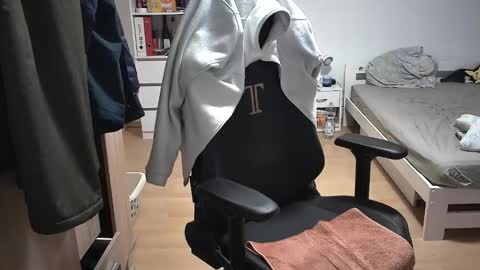 King Dan online show from 01-09-25, 07:18