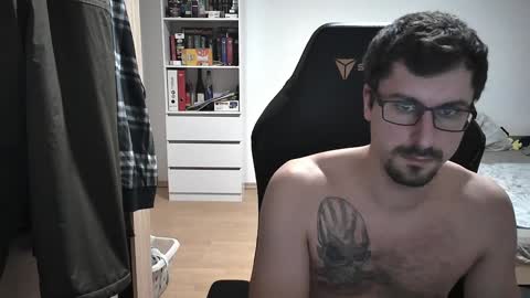 King Dan online show from 01-31-25, 06:03