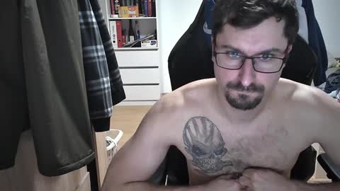 King Dan online show from 02-01-25, 06:40