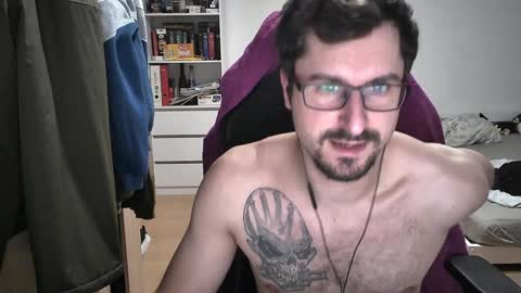 King Dan online show from 02-05-25, 09:29