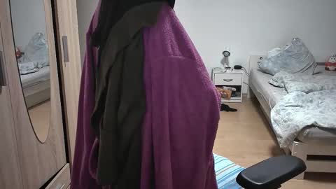 King Dan online show from 10-01-25, 08:37