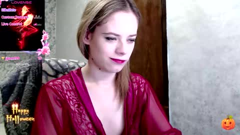 Dana SmileX online show from 10-30-25, 06:41