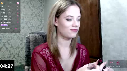 Dana SmileX online show from 11-27-25, 06:32