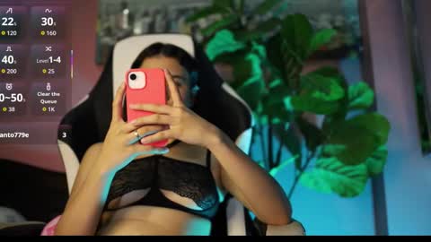 danaa_rouse online show from 12-19-25, 07:59