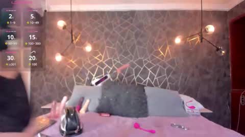    online show from 10-30-25, 09:37