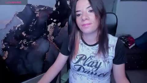 Danaa Rey online show from 12-17-25, 11:05