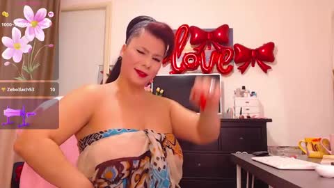 Snapshot of danahot4u chatting on 02-08-25, 11:34 dana online show from 02-08-25, 11:34