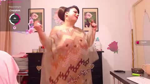 Snapshot of danahot4u chatting on 11-30-25, 08:13 dana online show from 11-30-25, 08:13