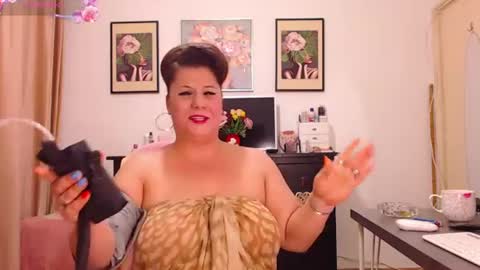 Snapshot of danahot4u chatting on 07-22-26, 10:23 dana online show from 07-22-26, 10:23