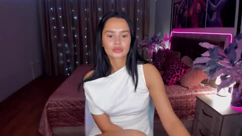 DanaMiers online show from 11-24-25, 03:50