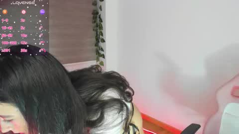 danay_01 online show from 11-05-25, 11:05