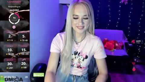 Snapshot of dances_queen chatting on 07-14-26, 07:02 dances_queen online show from 07-14-26, 07:02