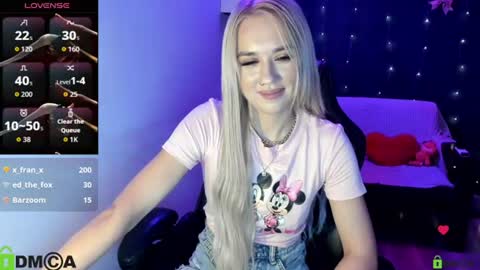 Snapshot of dances_queen chatting on 07-14-26, 10:21 dances_queen online show from 07-14-26, 10:21