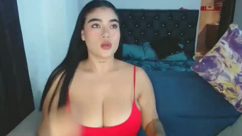 Snapshot of danessa_cruz chatting on 11-06-25, 12:11 Danessa online show from 11-06-25, 12:11