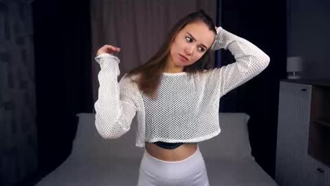 Snapshot of danetteblank chatting on 09-17-25, 05:20 Asha online show from 09-17-25, 05:20