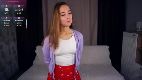 Snapshot of danetteblank chatting on 10-15-25, 05:29 Asha online show from 10-15-25, 05:29