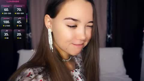 Snapshot of danetteblank chatting on 12-14-25, 05:24 Asha online show from 12-14-25, 05:24