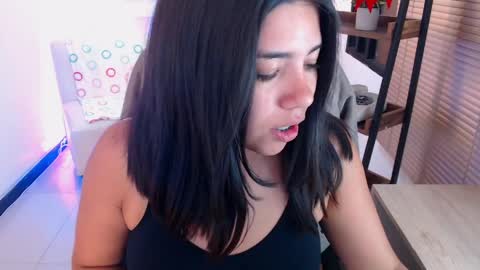 Veronica online show from 04-07-26, 12:05