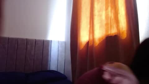 Ela and Santi online show from 11-23-25, 03:12