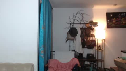 dani_brown19 online show from 06-22-26, 05:15