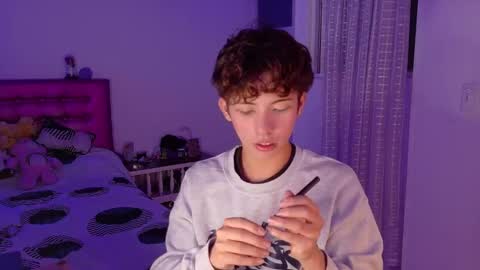 Snapshot of dani_dancer chatting on 03-10-26, 11:32 Dani Dancer online show from 03-10-26, 11:32