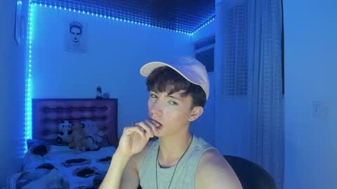 Snapshot of dani_dancer chatting on 03-17-26, 12:26 Dani Dancer online show from 03-17-26, 12:26