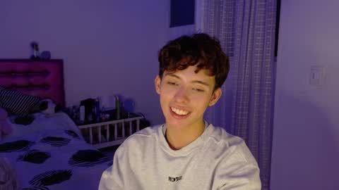 Snapshot of dani_dancer chatting on 03-27-26, 12:38 Dani Dancer online show from 03-27-26, 12:38