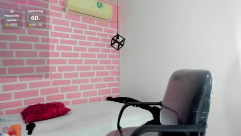 dani_lue online show from 02-12-25, 12:22