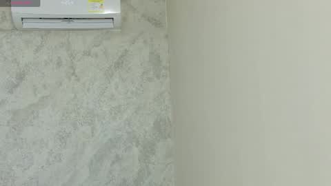 Snapshot of dani_lue chatting on 05-16-26, 12:04 dani_lue online show from 05-16-26, 12:04