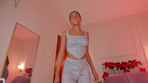 Hi I am Dani online show from 12-23-24, 11:36